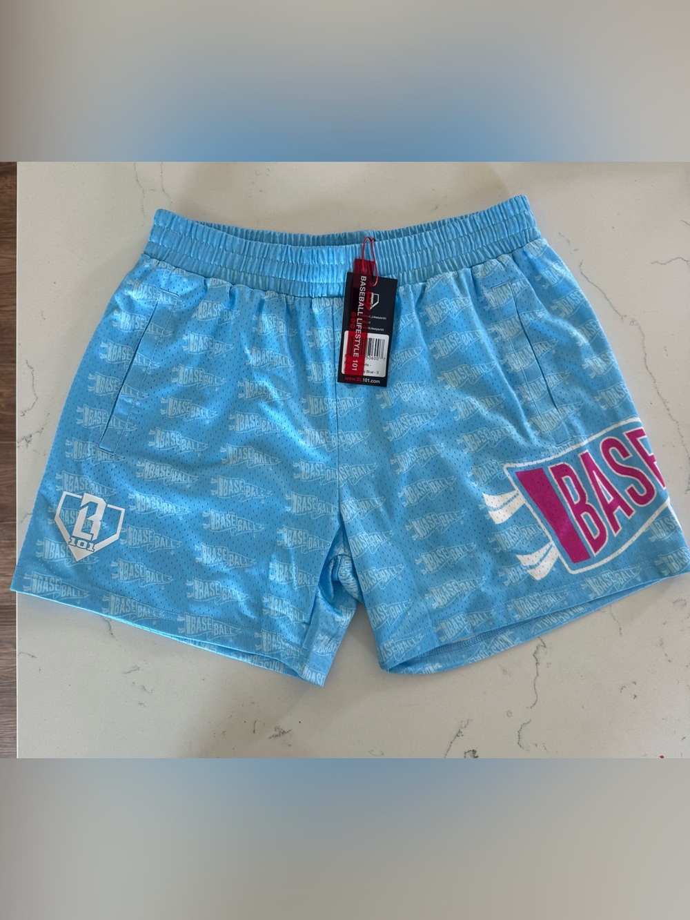BASEBALL LIFESTYLE 101. NWT MENS SMALL